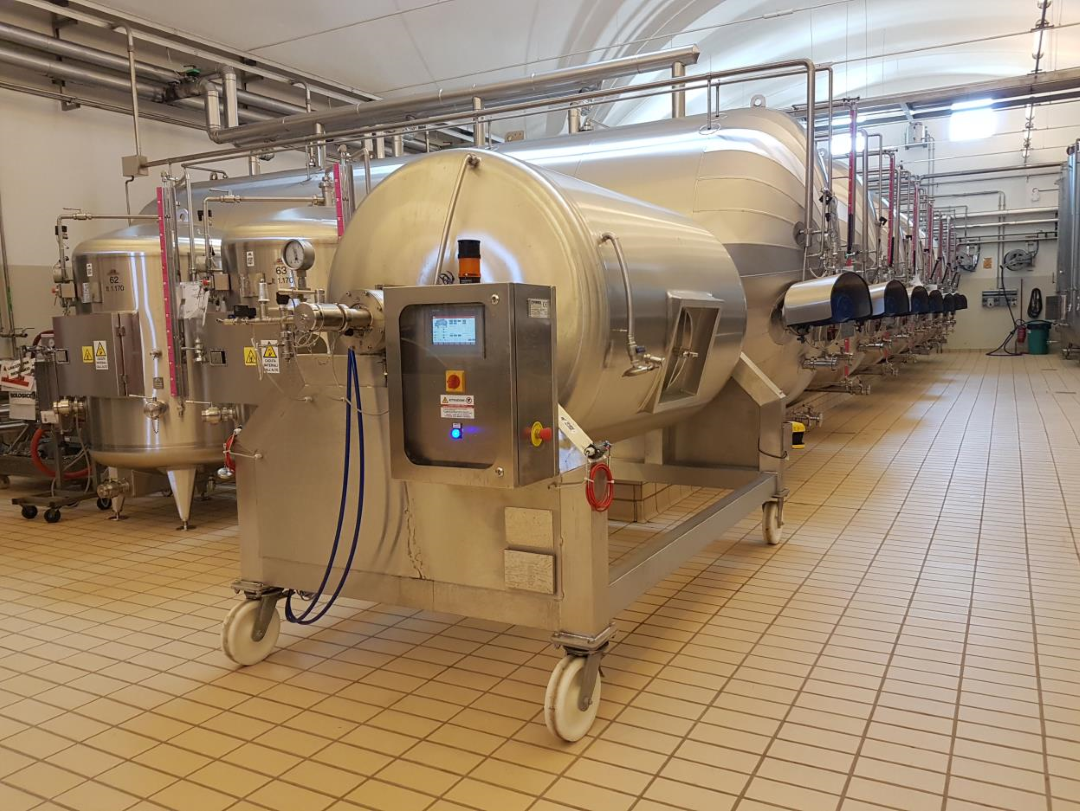 Tanque isobárico rotativo